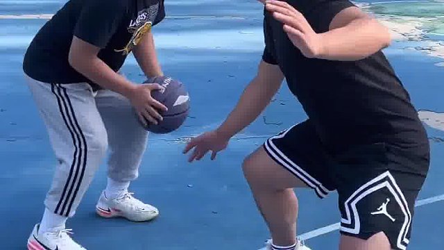 江湖水深，得有团队