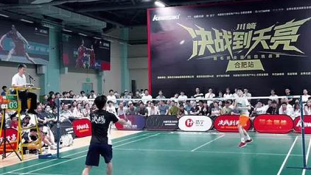 “青春意气自飞扬，不怯风霜不怯长”