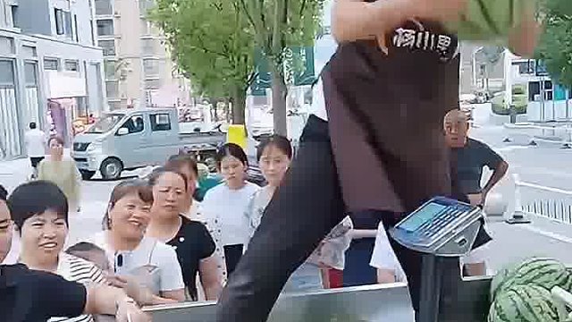 空手套西瓜，真是行行有状元