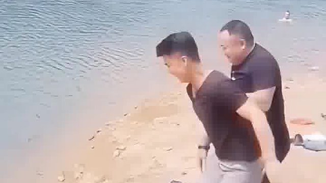 这小子太损了！