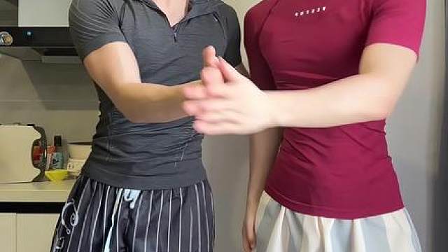 电玩健身情侣出现