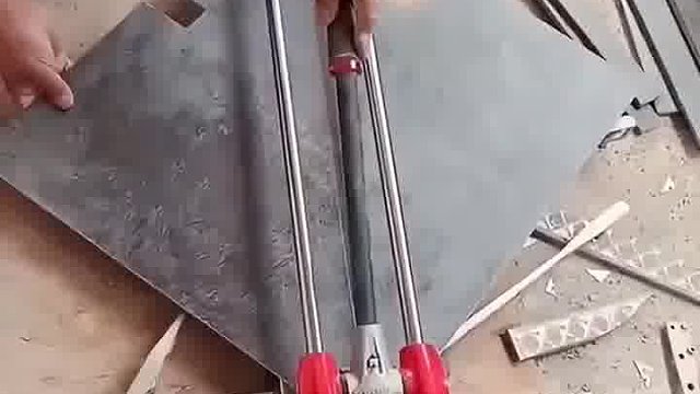 弱弱的问一下，把瓷砖侧立放进去再放平不行吗？