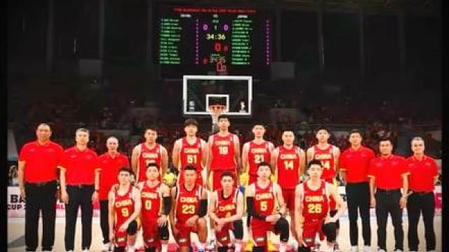 中国男篮73比92惨败日本，本以为日本队缺少两大主力，中国能稳稳拿下，没想到中国男篮实力还是一如既往的菜！