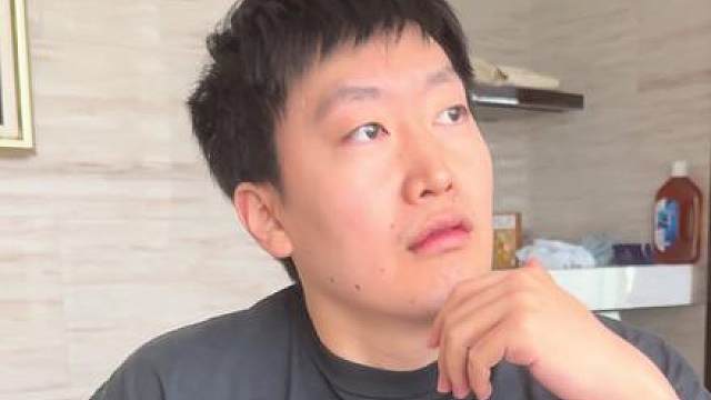 你朋友给你讲了一个笑话，但你发现是真的