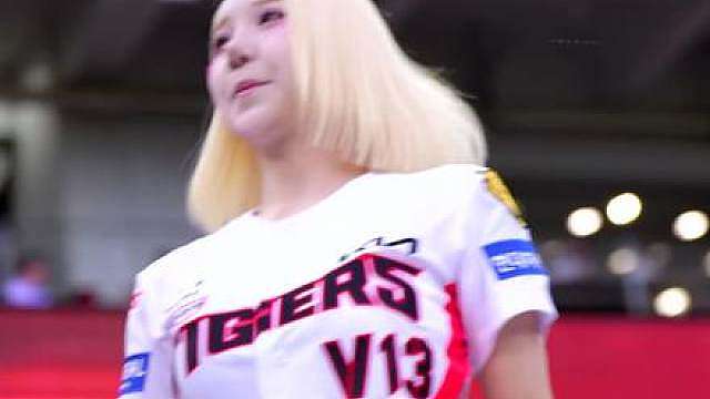 经典问候著名K联赛明星啦啦队朴星垠 PK 韩国美女啦啦队员 全新个人集锦 欢迎订阅韩流精华赏析 女