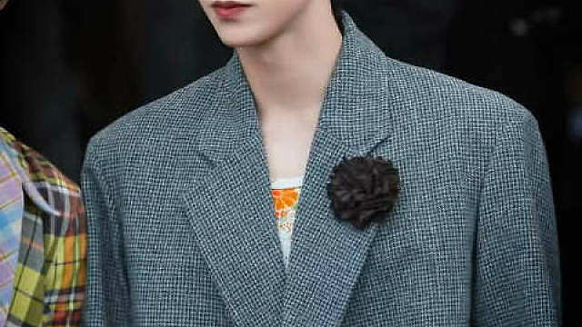 Prada：是的这就是我的鑫肝，全方位展示鑫肝中 
 ​​​
