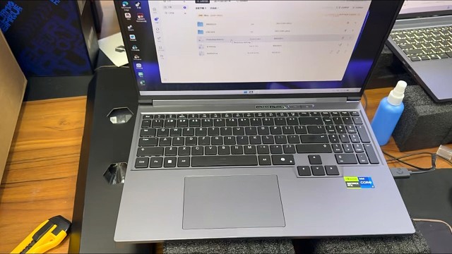 购机选弘创，验机打包全透明