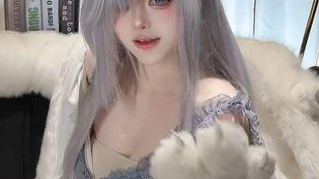 哥哥，我摔倒了……