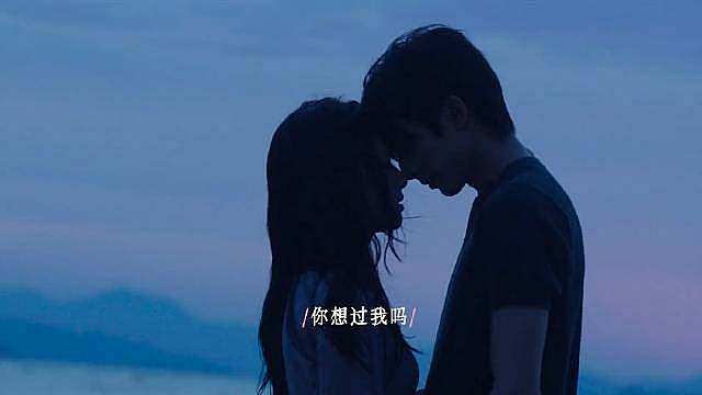 野狗主题曲/片尾曲《不愿醒的梦》演唱：蔡健雅
奔跑曲《向野》演唱：隔壁老樊
成长曲《野生心脏》演唱：