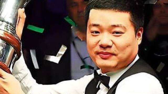 丁俊晖落后40分神级逆转硬核翻中袋上手小特当场哭晕在现场