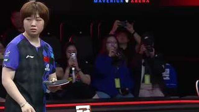 WTT美国大满贯女双决赛，王曼昱蒯曼3比1早田希娜张本美和，祝贺王曼昱蒯曼夺冠。荣耀时刻！美国大满贯国乒首冠，王曼昱蒯曼捧起女双冠军奖杯。