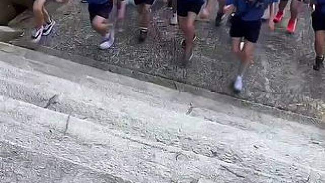 日本很多幼兒教育都很重視體能訓練
