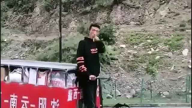 揭穿网红徒步竟然是这样作假的真让人不敢相信！