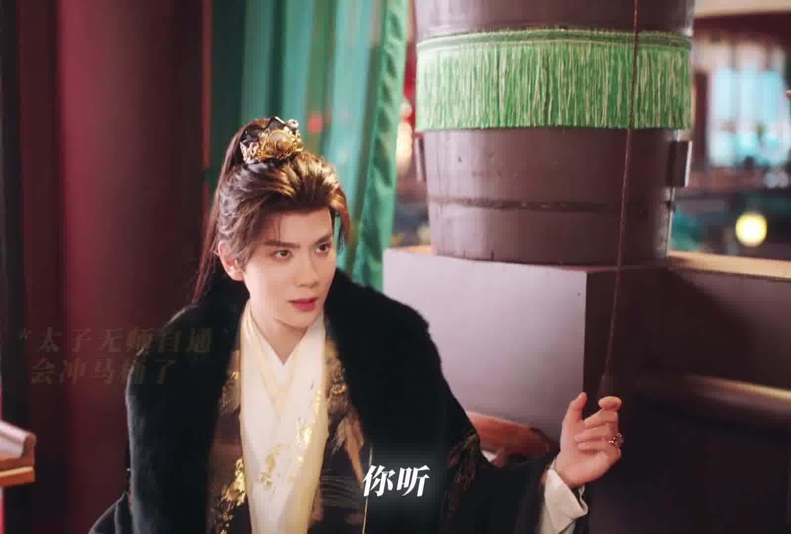 女孩穿越古代，造了个马桶