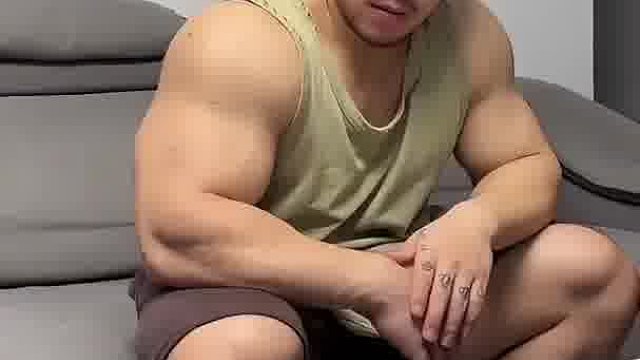 这也太吓人了，这种猫好奇怪