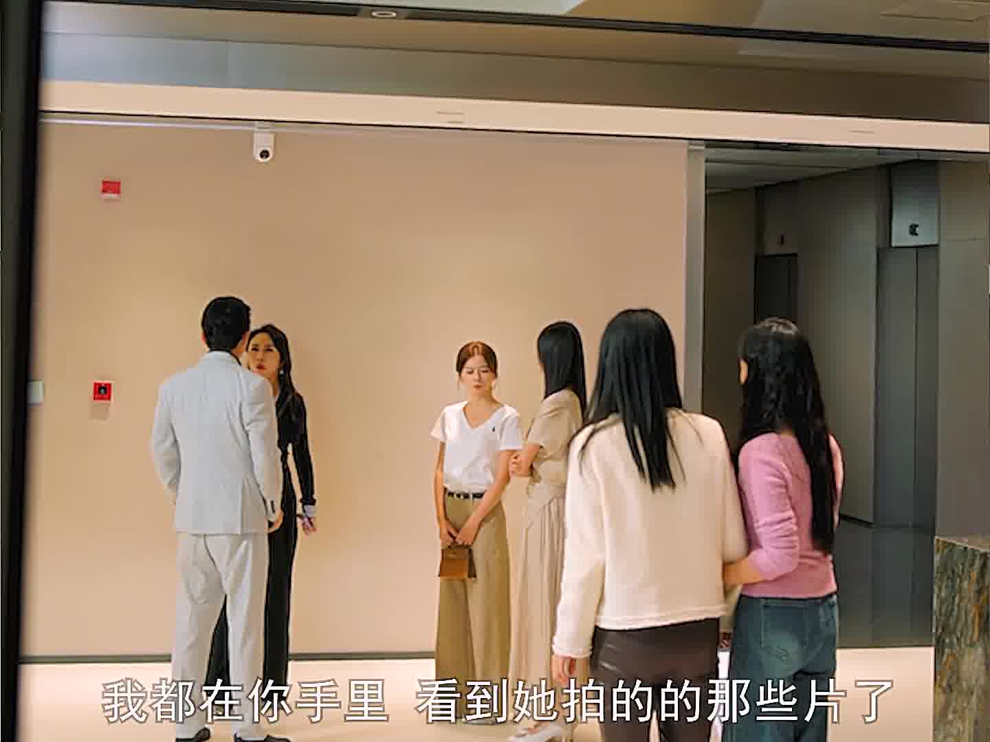 一整天尽是些晦气人 晦气事，得找点乐子才能缓过来了