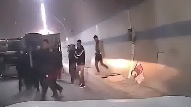 还以为碰见劫道的了呢