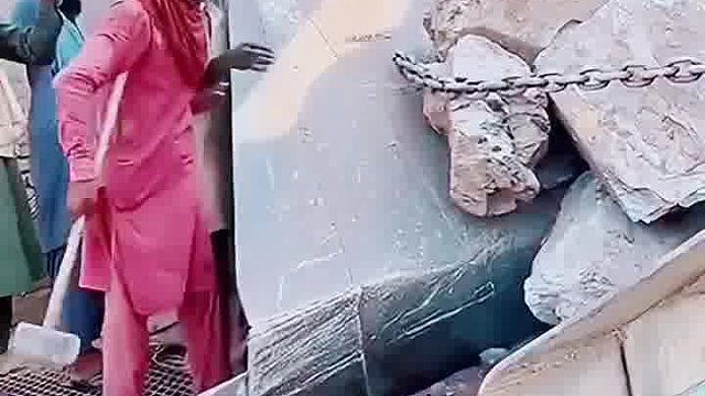 跟石头比命硬