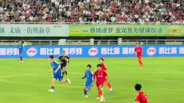 看了世界杯，再看这个，视觉差距太大了#中超