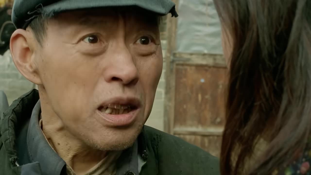 7.战斗英雄护林，被全村霸凌逼到开枪！