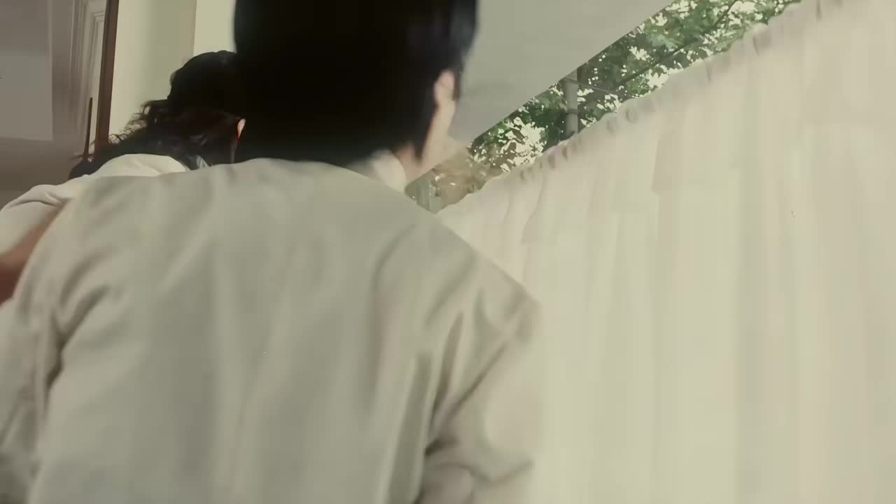 10.被丈夫冷落，她靠做头发排解情绪