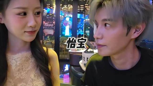 “少女的脸红胜过一切”