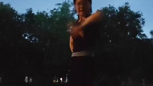 赶在下雨前拍完了