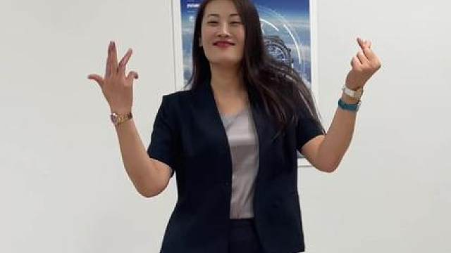 阿根廷3:1瑞士 世界杯1/4决赛最后一场，阿根廷队凭借麦卡利斯特、阿尔瓦雷斯、劳塔罗的进球3:1力克瑞士队，挺进本届美加墨世界杯4强，梅西贡献助攻，瑞士队恩博洛假摔两黄变一红被罚下场，阿根廷队向着卫冕之路更进一步，下场比赛阿根廷对阵英格兰让我们想起1986年马拉多纳的连过五人和上帝之手，还有98年贝克汉姆的红牌和02年的点球救赎，让我们一起期待这对“宿敌”的世纪大战！