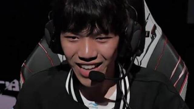 on妮蔻关键E闪！