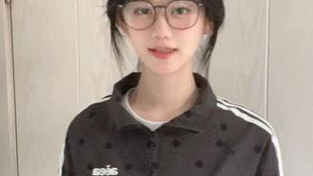 无畏契约我恨你。。 我又掉到青铜一0分了，哈哈哈。。。气气气气气气气气哭了