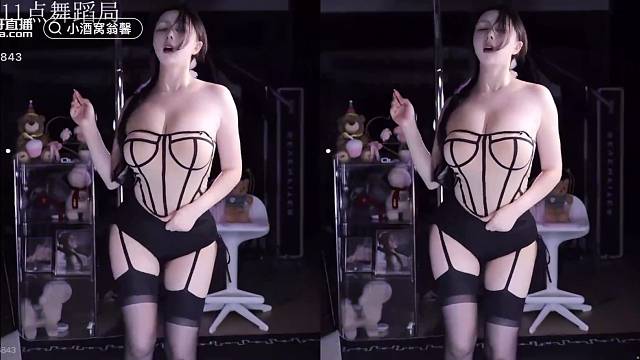 性感美女小酒窝翁馨