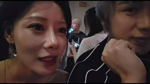 这么多人爱你，包括你吗？