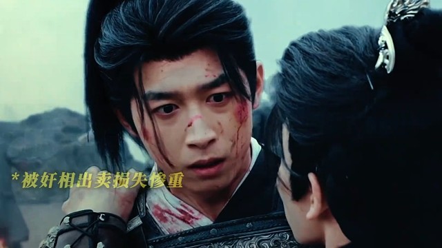 战友沙场蒙冤，家中遗眷遭歹人欺凌，他拼死护佑遗孀平安周全，誓要为枉死战友洗刷冤屈！ #叩天门  #叩