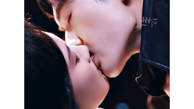 周禾以为是露水情缘，秦晋却视为 “开端”。#他惦记她很久了  #马乐婕程宇峰顶级拉扯夯爆了
