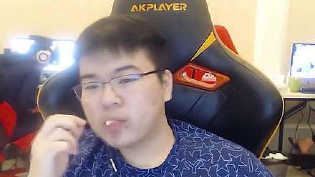 多兰一个BO5打出来这么多离谱操作，只能说Bin哥是对的！