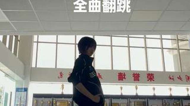 Feel Love and Talk全曲速扒 虽然有很多动作还是做的不干净但是！ 挪挪快来批作业吧！
