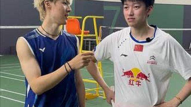 挑战羽球老登！