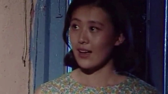 寡妇憋坏了，寡妇向小伙子表白