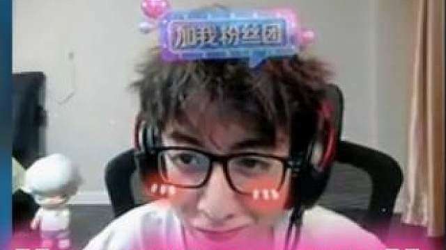 坏了，这怎么能是水友啊？