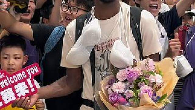 “嘴哥中国行来到济南啦 好客山东欢迎你”