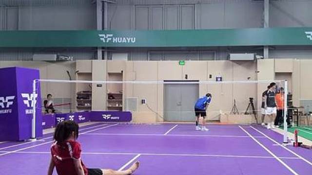 直播回放冰吸乐乐无鞋版vs周萌左手版 来了 （此期鞋垫味道过重 胆小慎入）