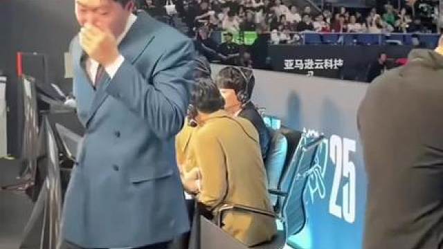 再赢一次，哪怕是季中赛