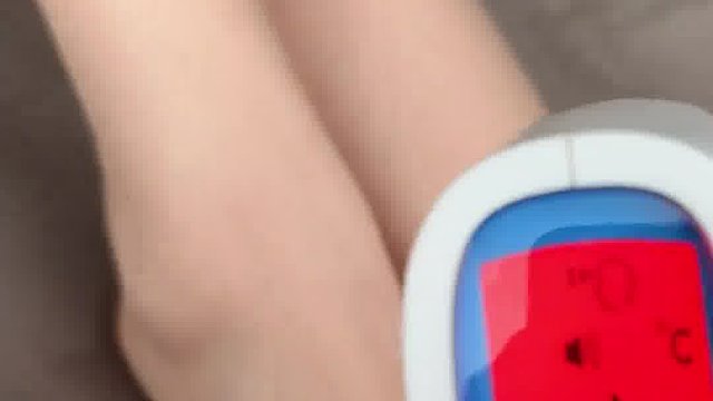 建议把女生冰凉的脚列入管制刀具