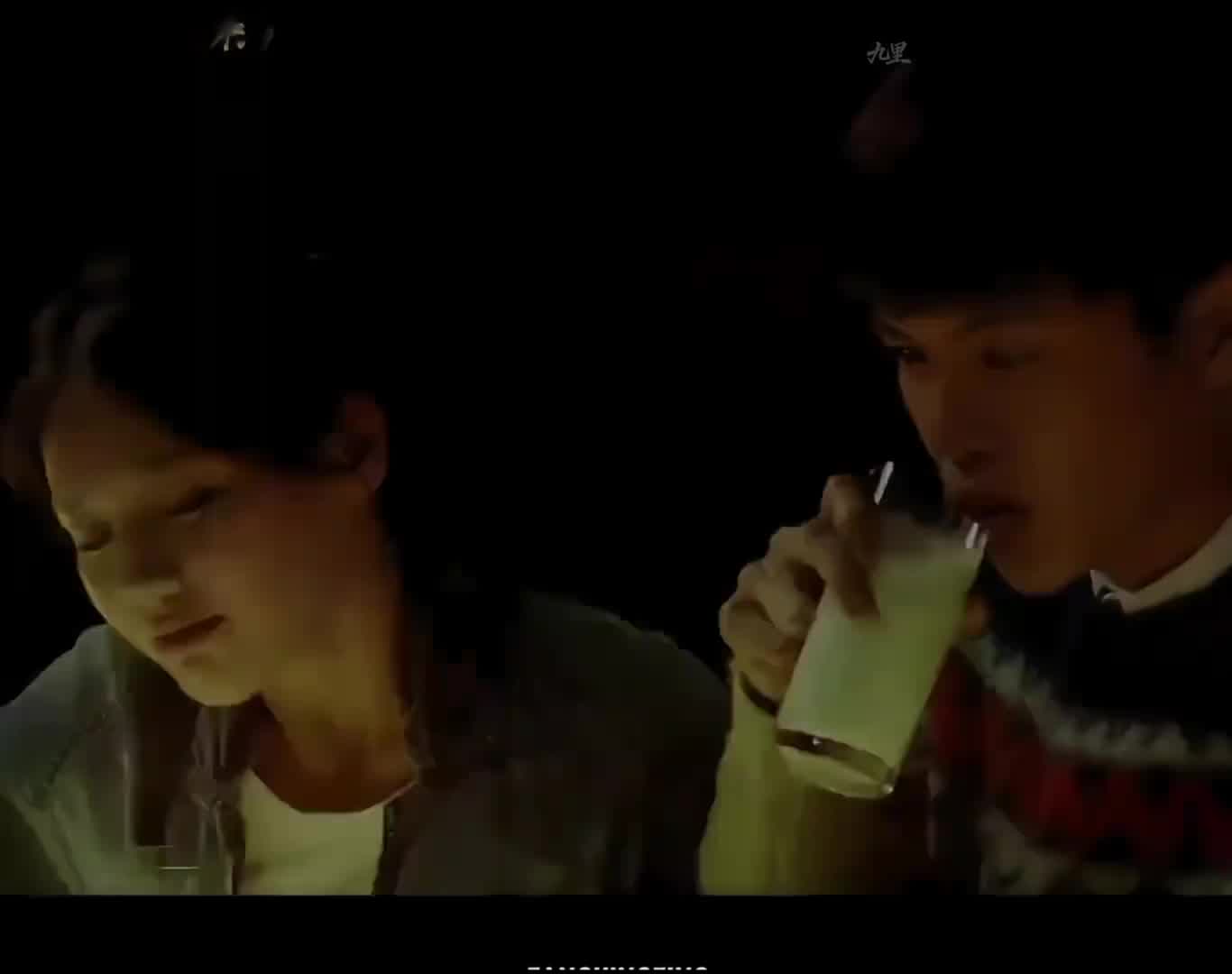 男人最帅的时候就是在她面前展示才华