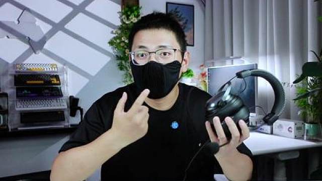 能让XDD都赞不绝口，这耳机简直就是就是物理外挂！