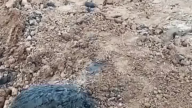 那个绳子怎么通过的？