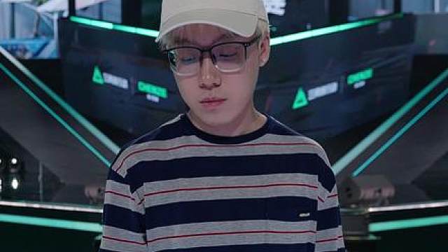 双泽2.0！今晚锁定泽哥直播间， 我陪大家一看决赛！
