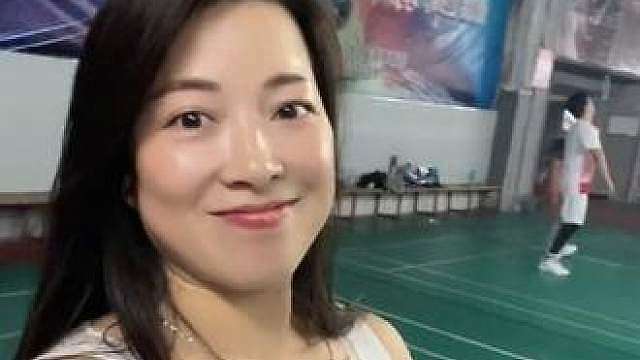 那些流过的眼泪就此收尾，放下过往，把精力放回自己身上。为你流过的眼泪是最后的伤悲。纪念我们曾深爱一回