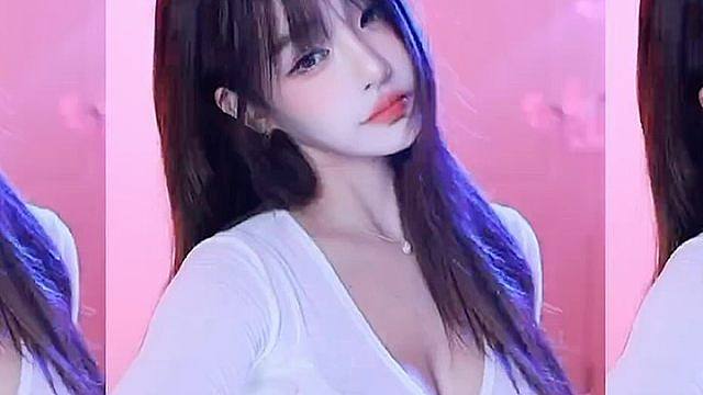 笑死我了，最近超级火所以在家随便跳了一下哈哈哈