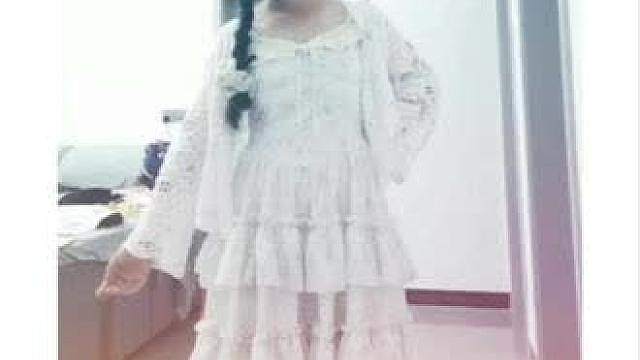 “恋人怀中樱花草”